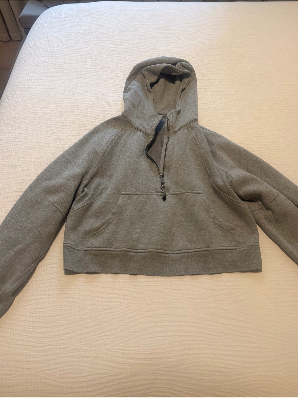 Women’s Lululemon Skuba Hoodie